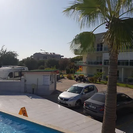 Apartman Esin Sitesi Kusadasi