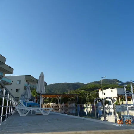Appartement Esin Sitesi Kusadasi Davutlar